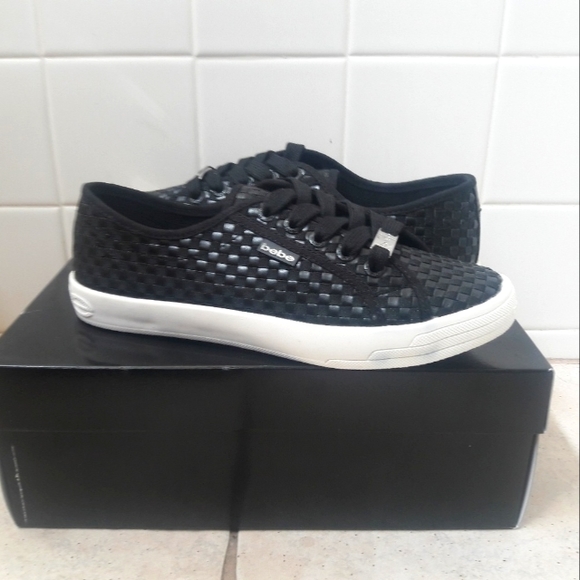 bebe - Picture 1 of 4